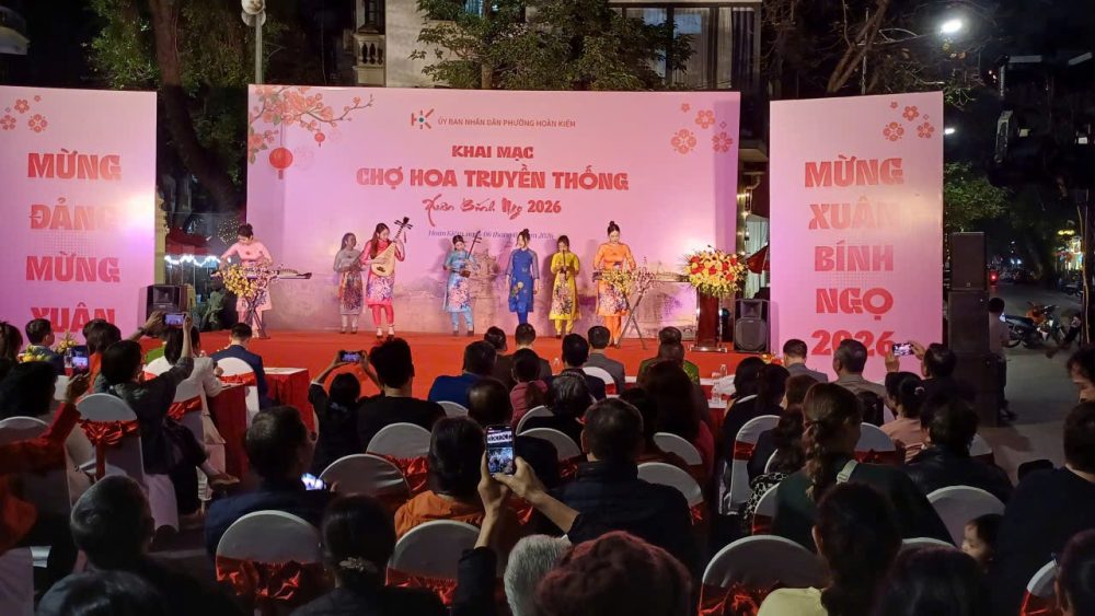 Chợ hoa Xuân Phố cổ 2026 – Không gian Tết truyền thống giữa lòng Hà Nội