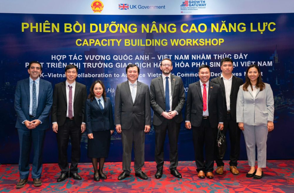 Việt Nam – Anh hợp tác nâng cao năng lực phát triển thị trường hàng hóa phái sinh Việt Nam – Anh hợp tác nâng cao năng lực phát triển thị trường hàng hóa phái sinh