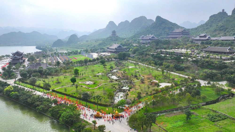 Tam Chúc khai Xuân 2026: Lan tỏa giá trị tâm linh, nâng tầm di sản Ninh Bình Tam Chúc khai Xuân 2026: Lan tỏa giá trị tâm linh, nâng tầm di sản Ninh Bình