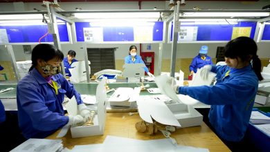 Doanh nghiệp chịu "gánh nặng", Chính phủ đề nghị giảm phí công đoàn Doanh nghiệp chịu "gánh nặng", Chính phủ đề nghị giảm phí công đoàn