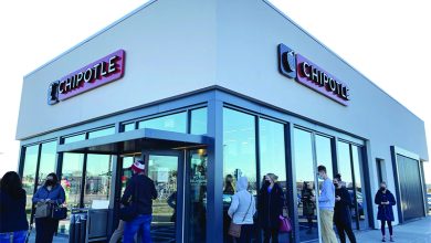 Chipotle Mexican Grill một mình chống lại tất cả! Chipotle Mexican Grill một mình chống lại tất cả!