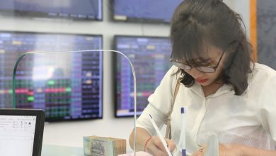 5 yếu tố tác động với thị trường chứng khoán: Xác suất rủi ro thấp dần 5 yếu tố tác động với thị trường chứng khoán: Xác suất rủi ro thấp dần