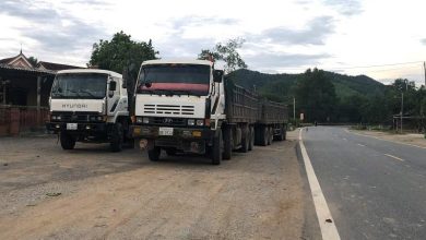 Quảng Bình: “Xe 2 khúc” biển Lào “đại náo” cửa khẩu Cha Lo Quảng Bình: “Xe 2 khúc” biển Lào “đại náo” cửa khẩu Cha Lo