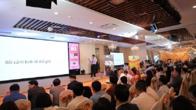 Doanh nghiệp cần bình tĩnh, nhìn nhận từ bên trong để tìm "lối thoát"