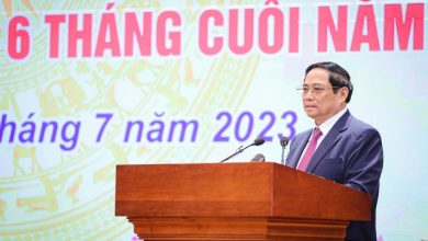 Thủ tướng yêu cầu giảm mặt bằng lãi suất, nhất là giảm lãi suất cho vay Thủ tướng yêu cầu giảm mặt bằng lãi suất, nhất là giảm lãi suất cho vay